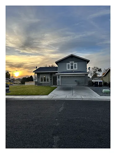 1908 Palo Verde St Photo 1