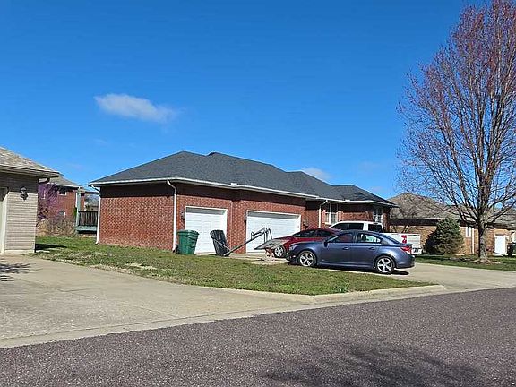 2nd image of 208 Miller Way