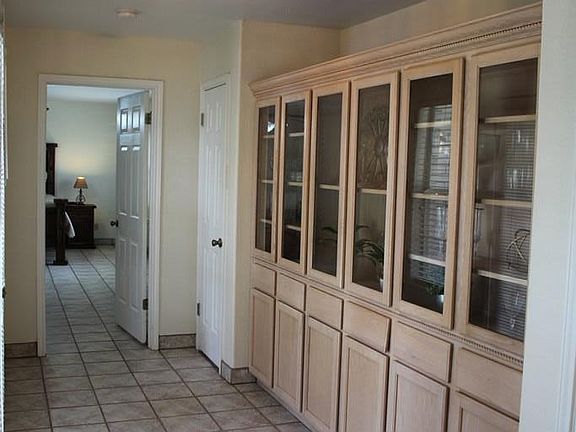 2nd image of 105 Plumosa Ct