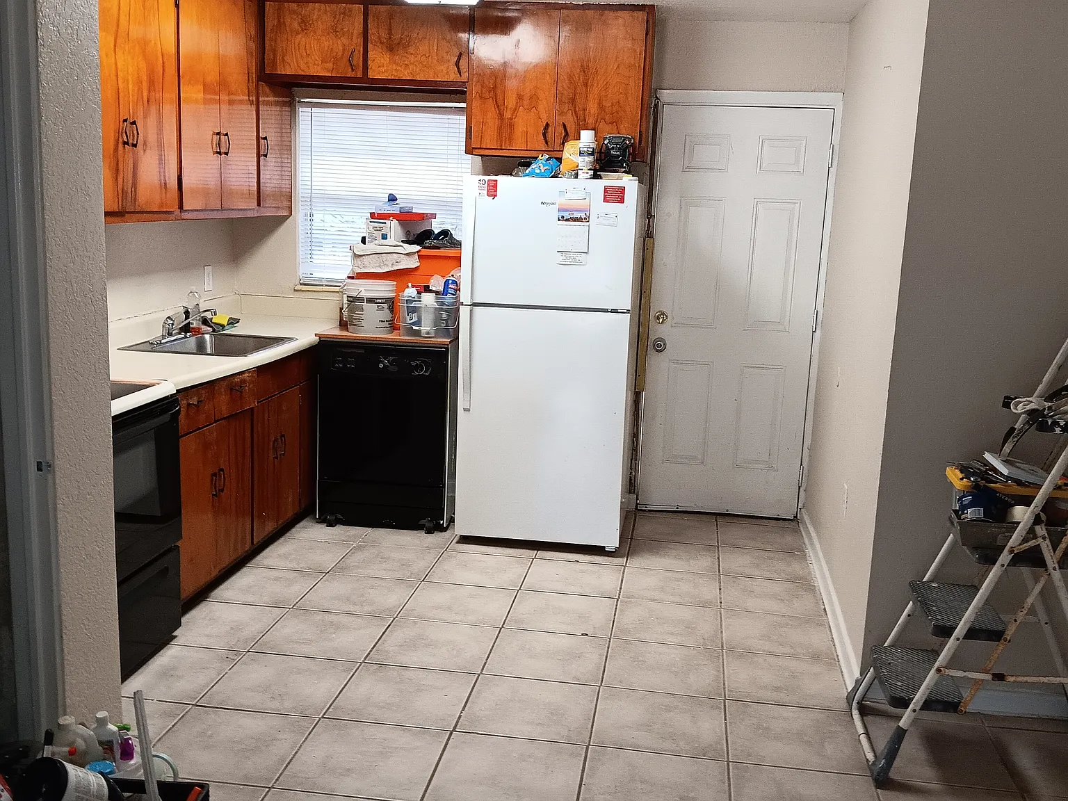 202 Olmstead Dr — Photo 4