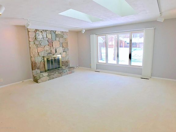 5th image of 3906 Binghampton Dr