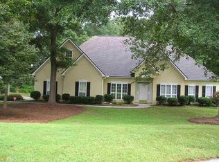 110 S Waterford Dr, Fayetteville, GA 30214