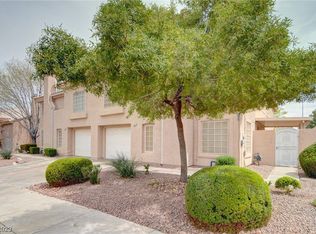 208 Bastrop St, Henderson, NV 89074