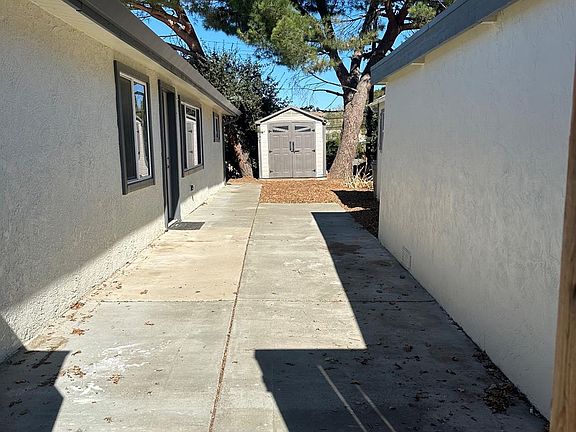 4th image of 123 Ridgewood Court