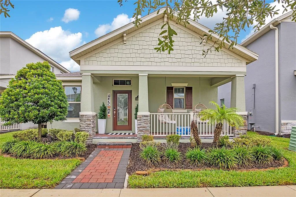 3 bed, 2.5 bath, 2014 sqft, $3,100 — Photo 1