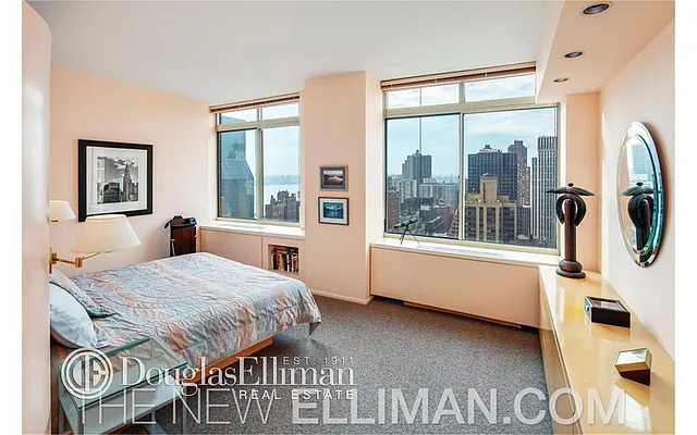 Rented by Douglas Elliman | media 15