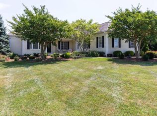 38235 Millstone Dr, Purcellville, VA 20132