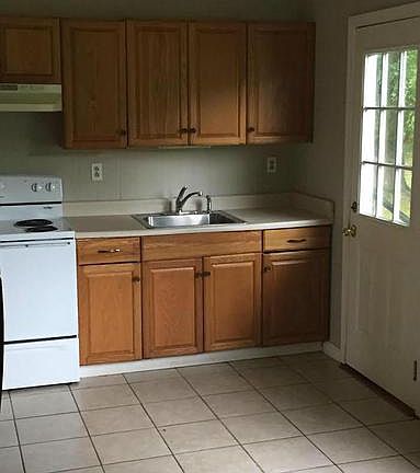 5th image of 7126 Glanamman Way