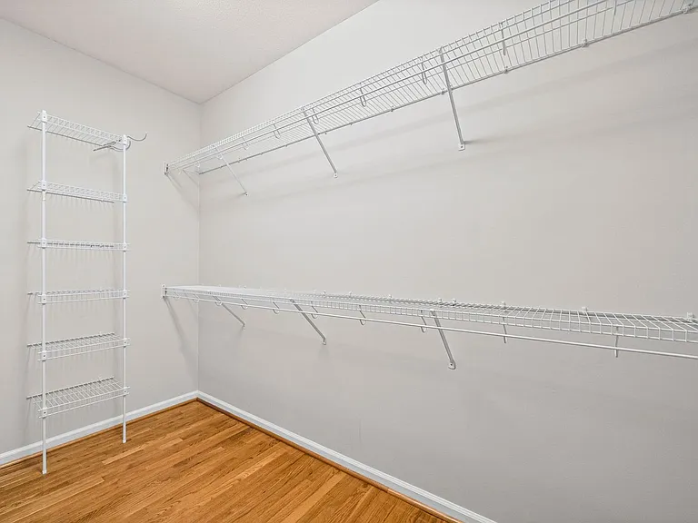 650 Appomattox Ct — Photo 23