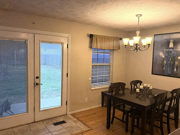 3rd image of 1707 S Miller Road