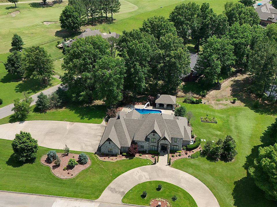 1st image of 870 Cherry Springs Dr