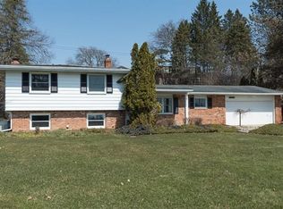 4794 Whitman Cir, Ann Arbor, MI 48103