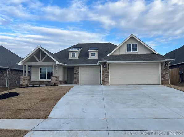 6111 E 123rd St S, Bixby, OK 74008