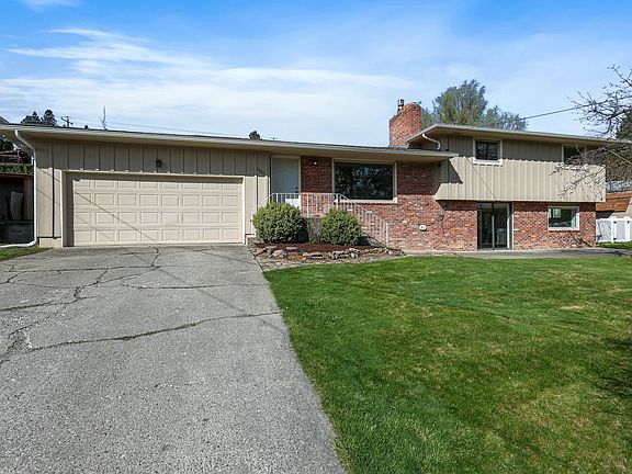 2nd image of 1120 S Wright Blvd