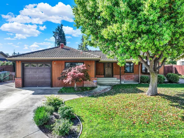 44 W La Mesa Avenue, Stockton, CA 95207
