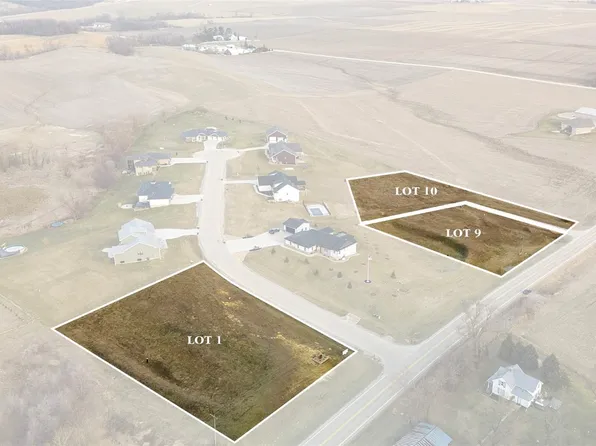 9 Buresh Ests #4, Ely, IA 52227
