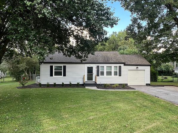 310 Canterbury Dr