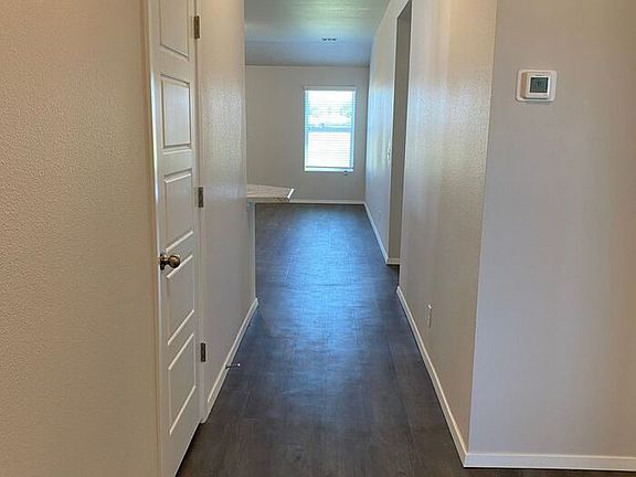 4th image of 7915 294th Ave