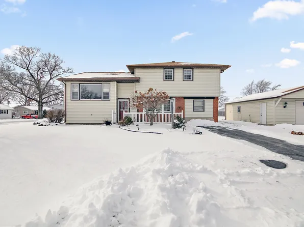 401 N Greeley St, Aroma Park, IL 60910