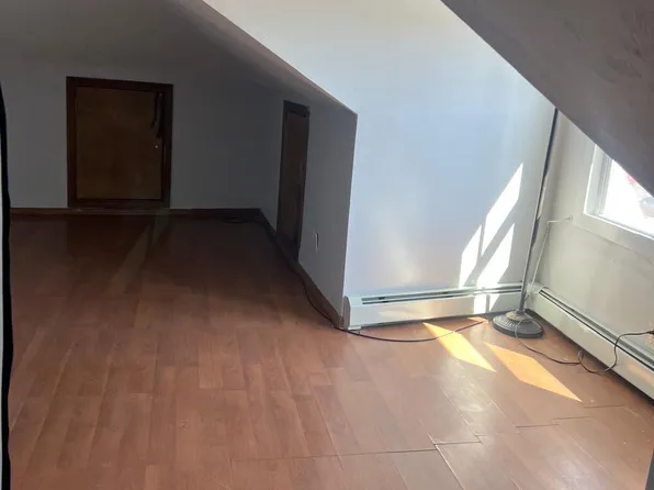 189 Smith St Floor 3, Providence, RI 02905