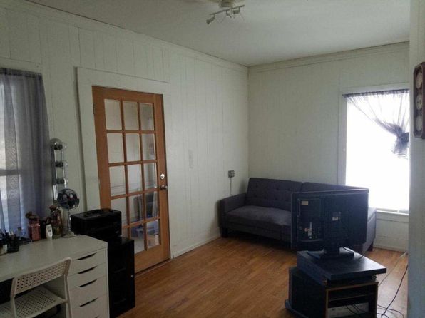 103 State Route 100c APT 9, Johnson, VT 05656