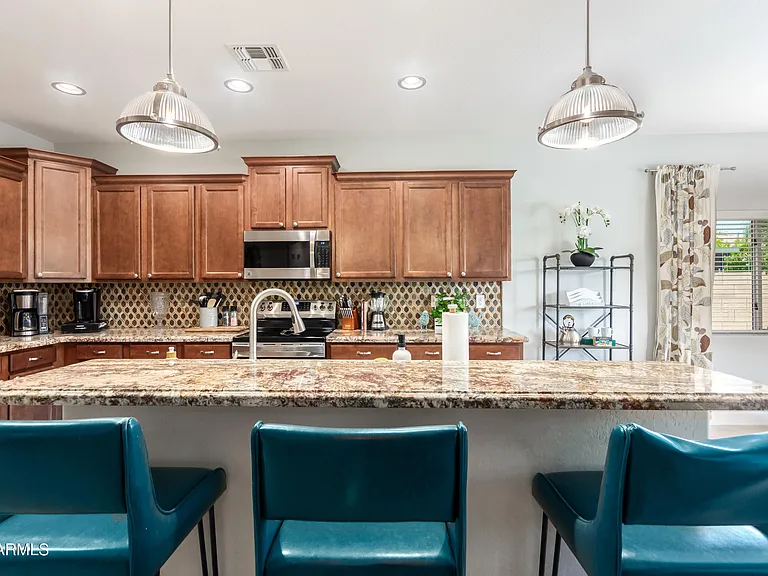2695 E Rakestraw Ln — Photo 11