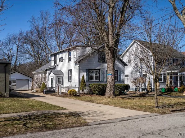 84 Fruehauf Ave, Amherst, NY 14226