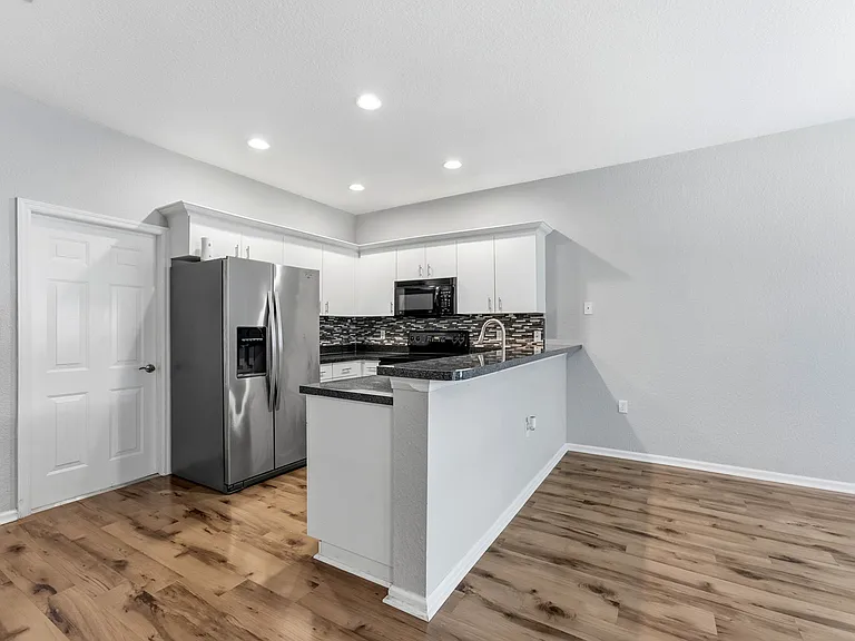 Ashbury Palms Dr — Photo 12