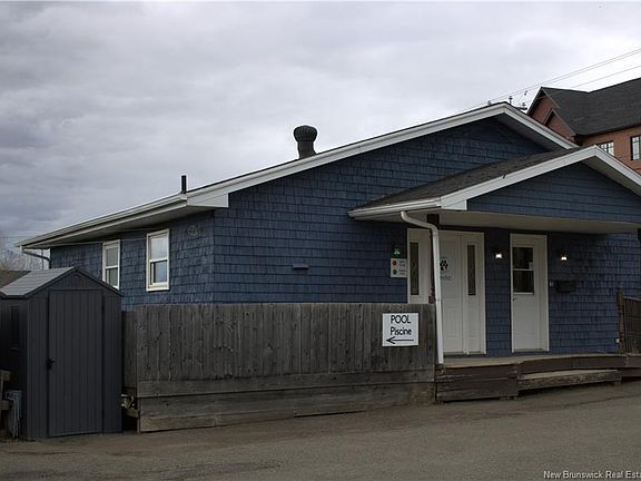 4th image of 402 Highlandview Rd