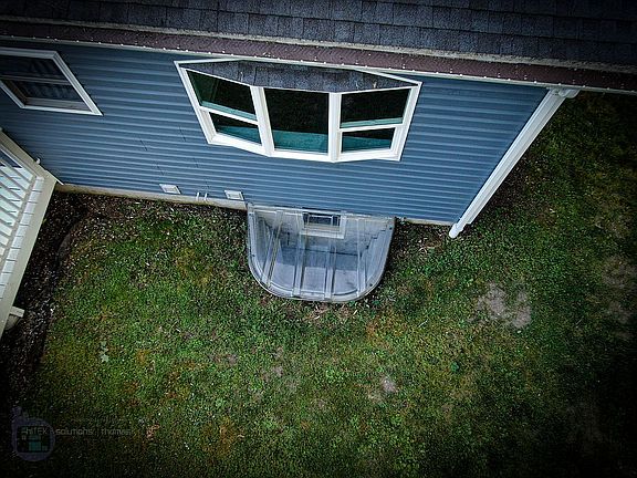 3rd image of 42 Wickham Dr