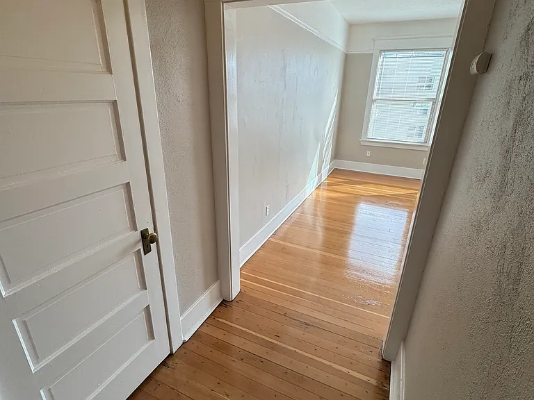 The Delmont — Photo 14