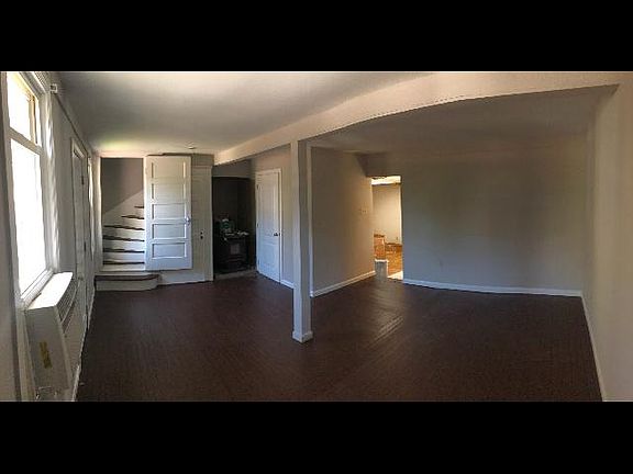 4th image of 19 E Grant St