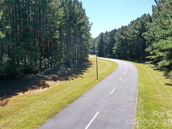 4th image of Spencer Pointe Rd