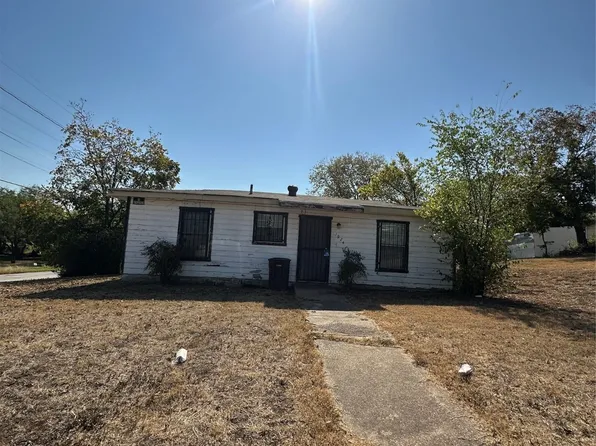 1924 Irma St, Fort Worth, TX 76104