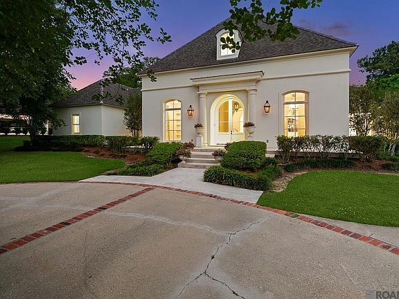 2nd image of 19420 N Muirfield Cir