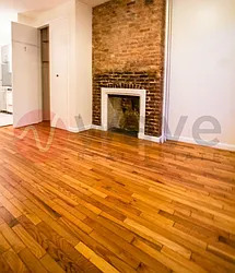 Rented by Wave Real Estate Group