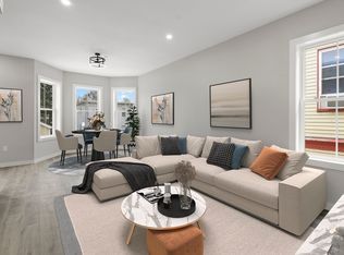 28 Hansborough St, Dorchester, MA 02124