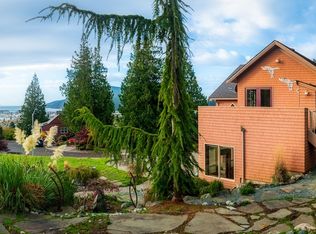 3001 Meridian Ct, Anacortes, WA 98221