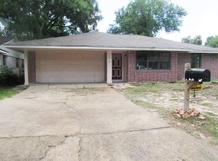 2013 Nottingham St, Pasadena, TX 77502