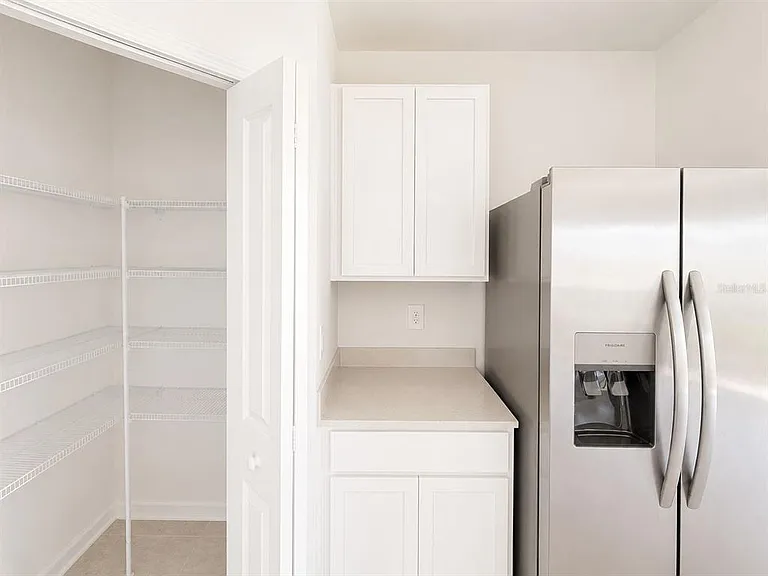 2420 Bluestone Rd — Photo 6