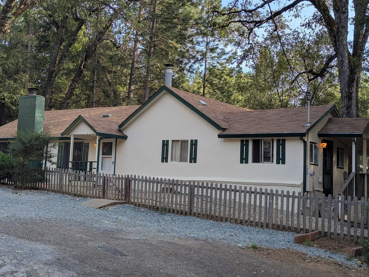 3 bed, 1336 sqft, $1,850 — Photo 1
