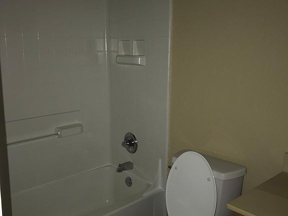 2nd image of 1705 N Kaufman St Unit A