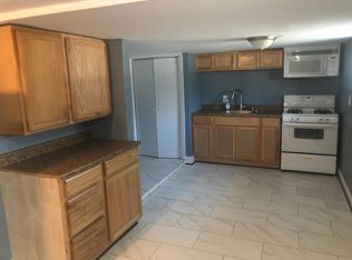 609 Oakwood Rd #B, Glen Burnie, MD 21061