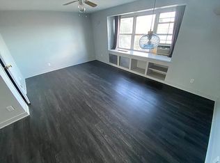 28-08 21st Ave #3K, Astoria, NY 11105