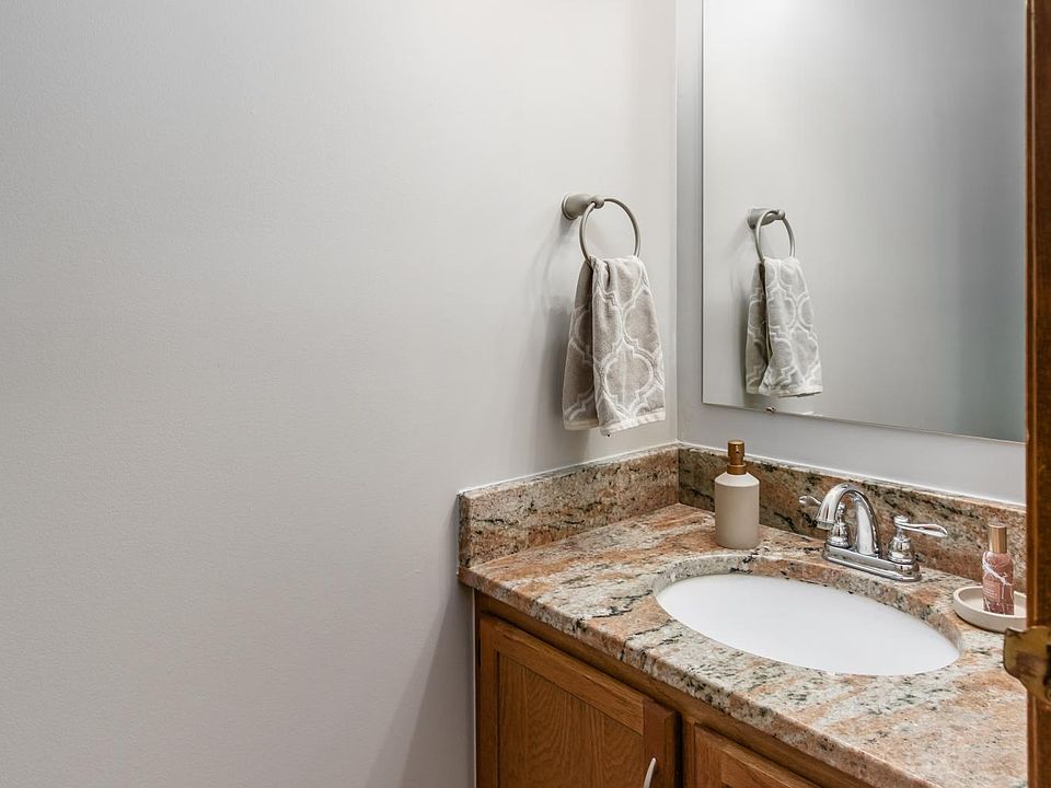 Granite tops in powder room
