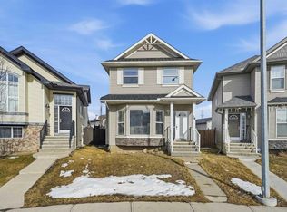 74 SW Cranberry Close SE, Calgary, AB T3M 0B4