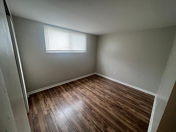 5th image of 400 N Cherrywood Ave APT 1