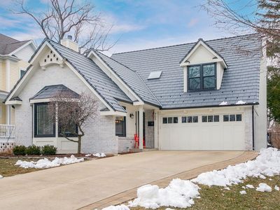 709 Pleasant Ave, Glen Ellyn, IL, 60137