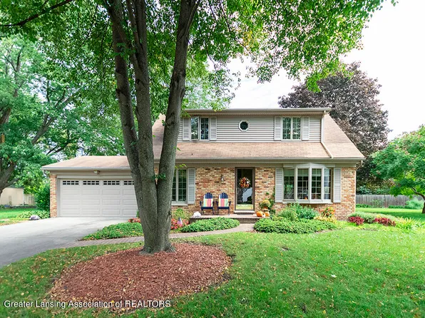 2000 Riveria Dr, East Lansing, MI 48823