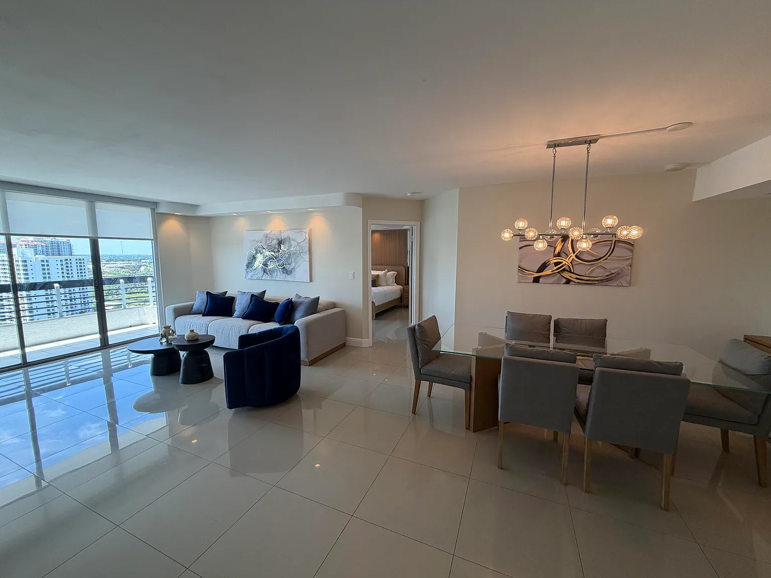 2 bed, 2.0 bath, 1091 sqft, $3,700 — Photo 4